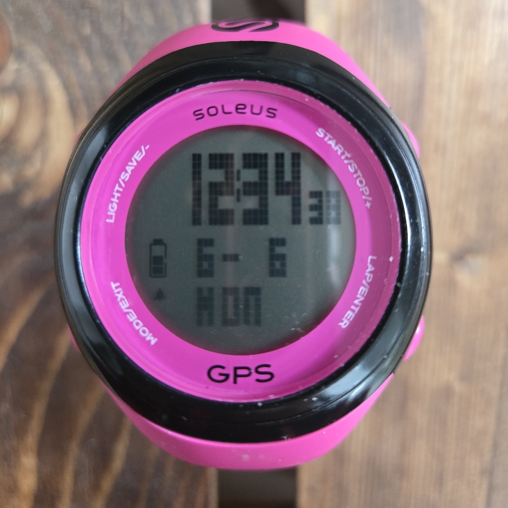 Soleus GPS watch (SG100)